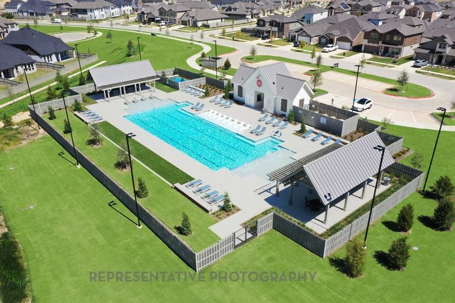 Community amenities in Pecan Square, Northlake (Image 21).