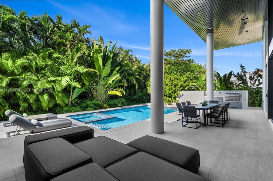 Exterior details and patio area of a home in , Golden Beach (Image 24).