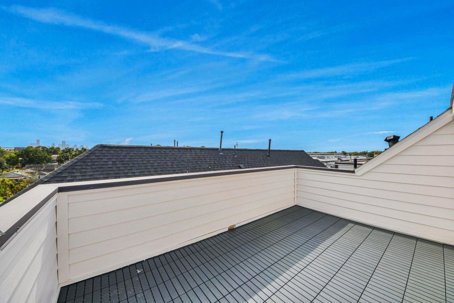 Exterior details and patio area of a home in , Houston (Image 23).