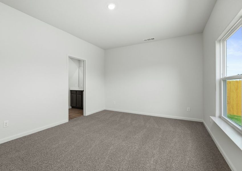 The master suite has a large bedroom, ensuite bathroom and walk-in closet. The master suite has a large bedroom, ensuite bathroom and walk-in closet.