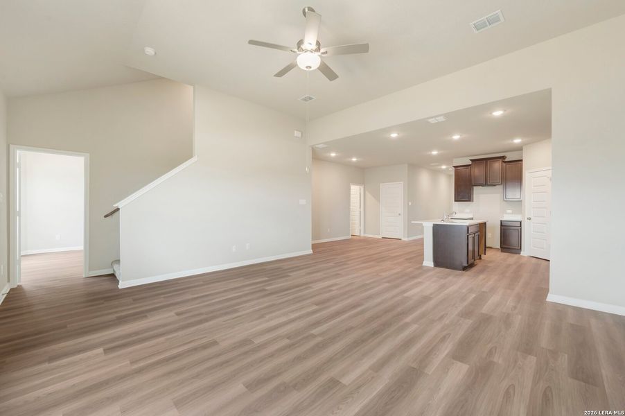Spacious, unfurnished interior of a new home in Mesquite Ridge, San Antonio (Image 17). Spacious, unfurnished interior of a new home in Mesquite Ridge, San Antonio (Image 17).