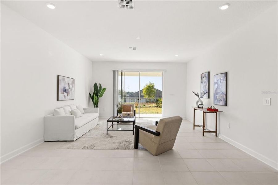 Furnished interior view inside a new home in Dora Parc, Mount Dora (Image 12).