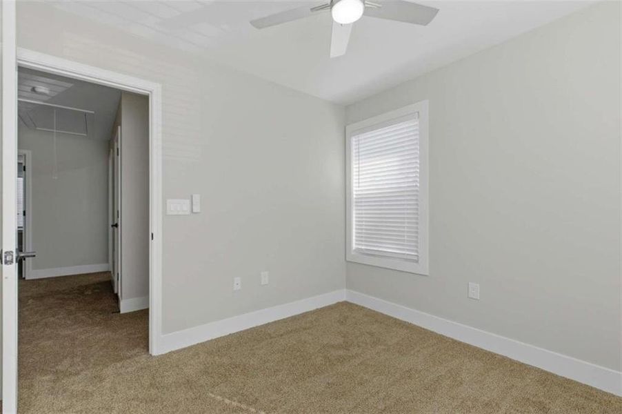 Spacious, unfurnished interior of a new home in , Griffin (Image 31).