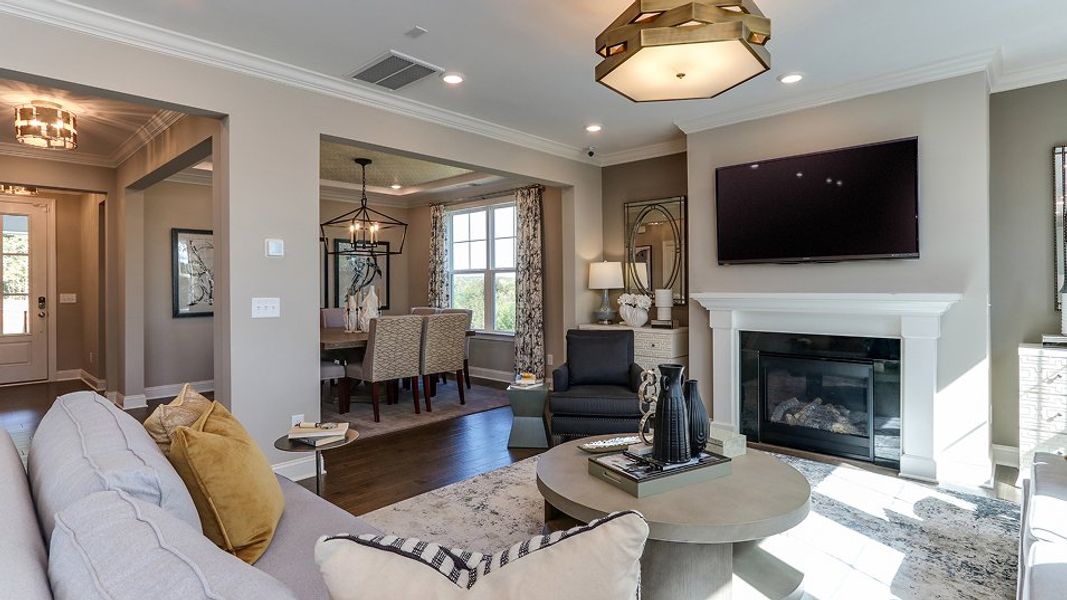 2816 Edison II Great Room 3of3 F1