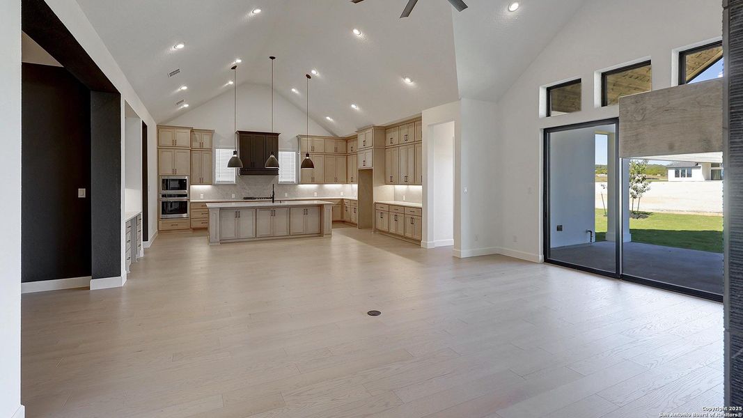 Spacious, unfurnished interior of a new home in George's Ranch Acre, Boerne (Image 18). Spacious, unfurnished interior of a new home in George's Ranch Acre, Boerne (Image 18).