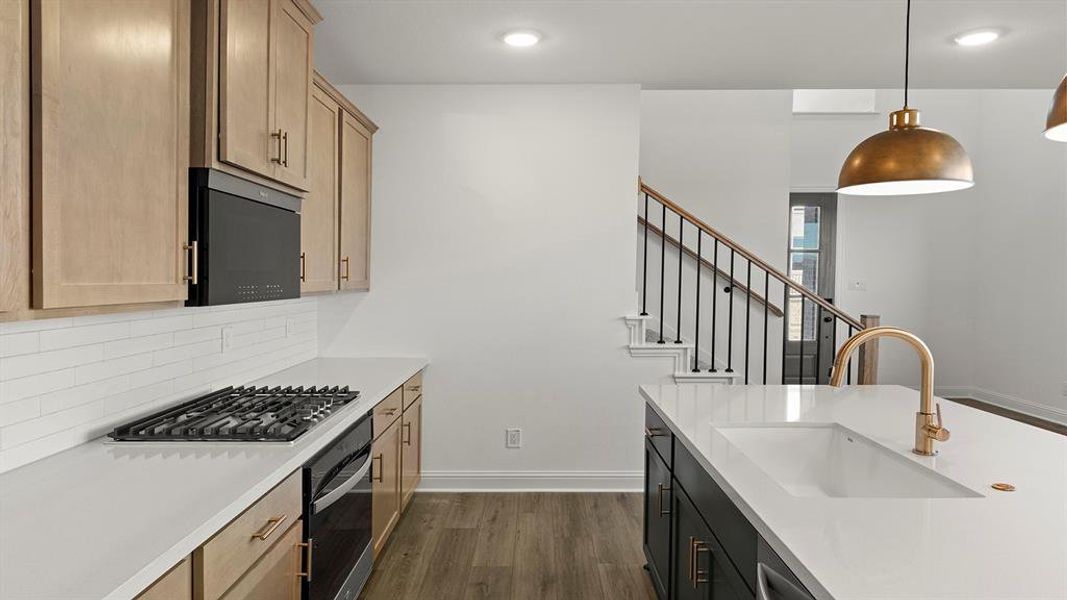 12. 701 Wicklow - Kitchen (3)