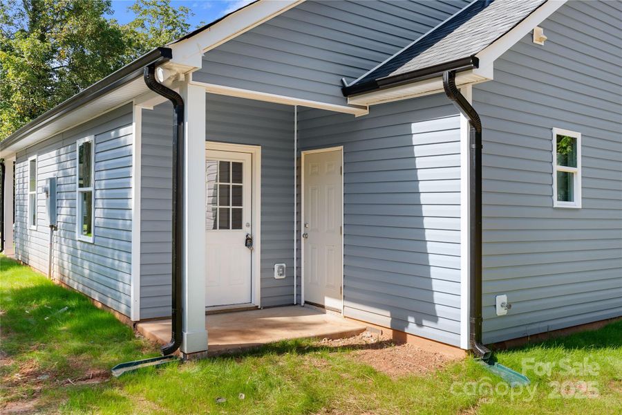 Front exterior of a new home in , Shelby, NC, highlighting curb appeal (Image 1). Front exterior of a new home in , Shelby, NC, highlighting curb appeal (Image 1).