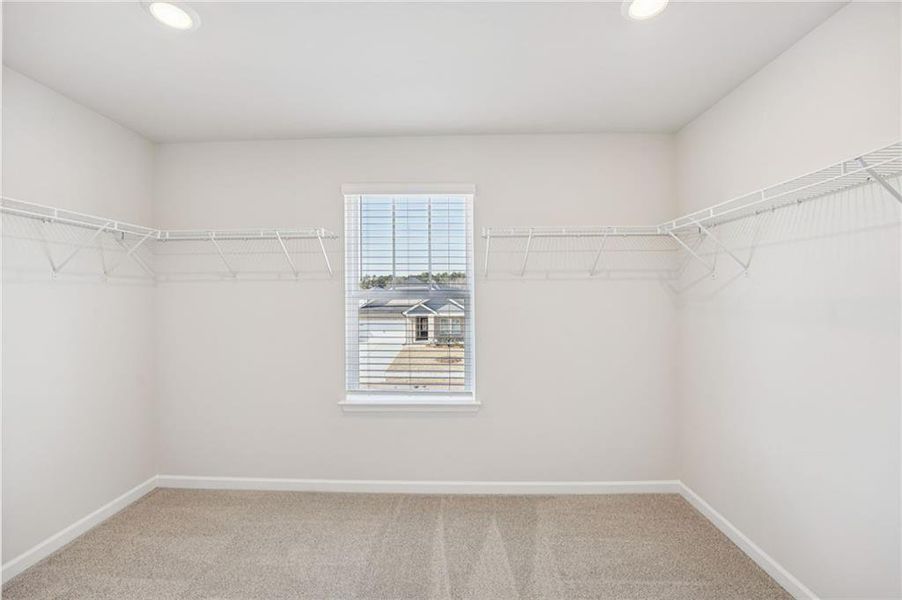 Spacious, unfurnished interior of a new home in Creekside at Oxford Park, Fairburn (Image 38).