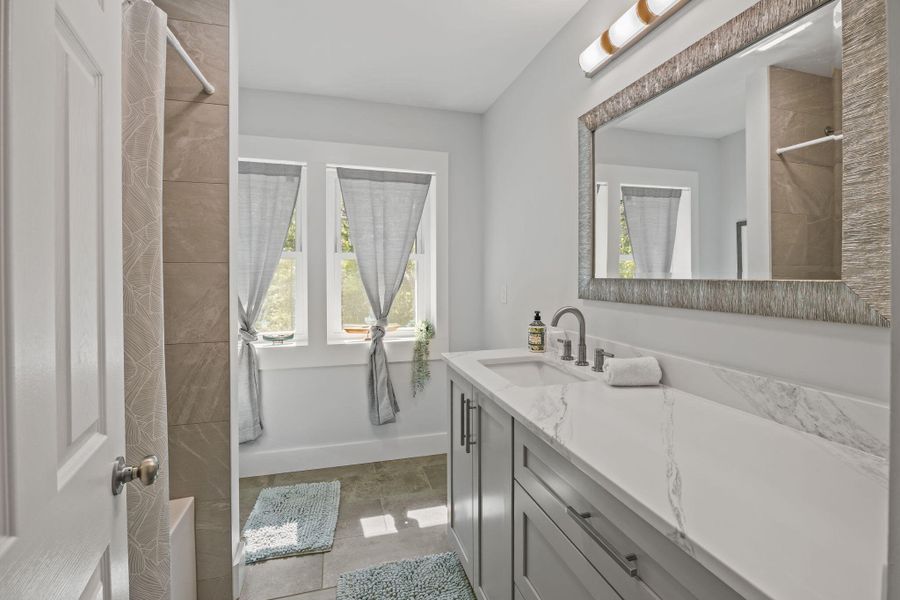 Furnished interior view inside a new home in , Johns Island (Image 34).