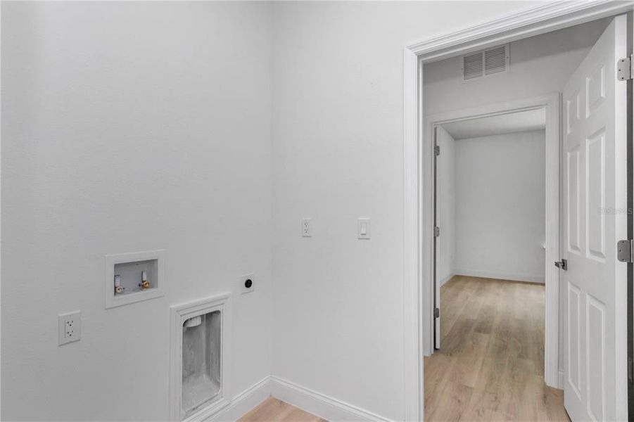 Spacious, unfurnished interior of a new home in , Citrus Springs (Image 28). Spacious, unfurnished interior of a new home in , Citrus Springs (Image 28).