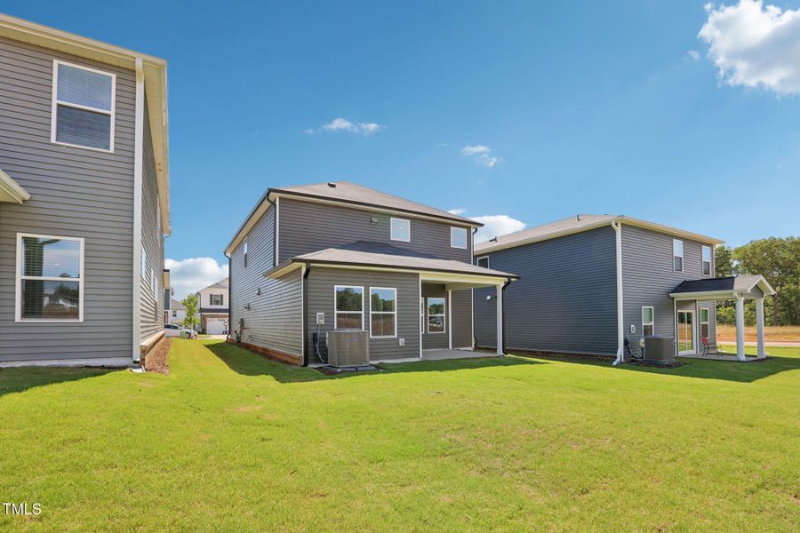 29-web-or-mls-Raleigh - Oak Manor - 805