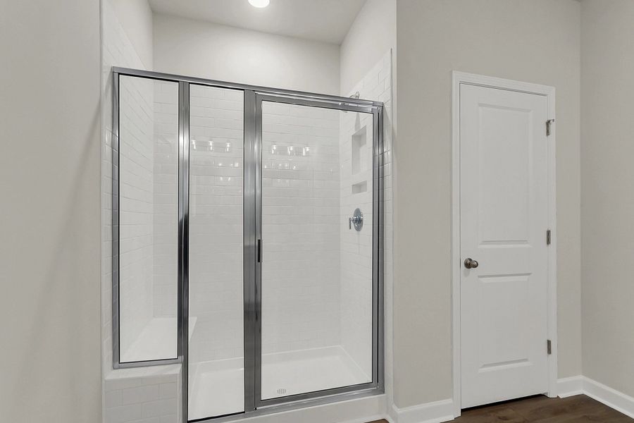 Similar Washington floorplan shown for inspiration - features and finishes vary Similar Washington floorplan shown for inspiration - features and finishes vary