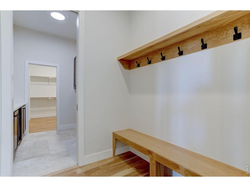 Spacious, unfurnished interior of a new home in , Louisville (Image 31).