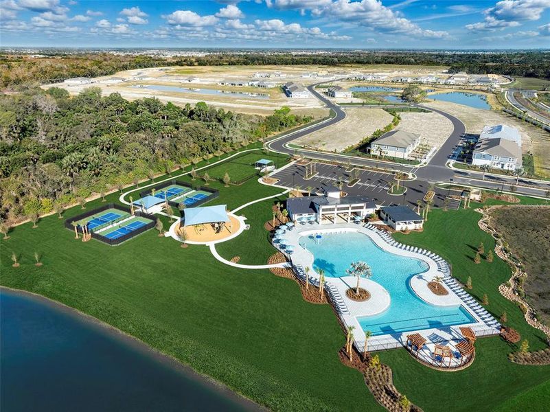 Community amenities in Crosswind Ranch, Parrish (Image 5).