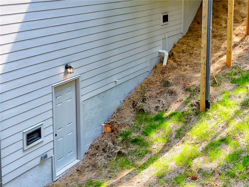 Exterior details and patio area of a home in , Clayton (Image 43).