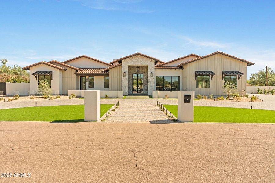 2-web-or-mls-10809-n-82nd-pl 2-web-or-mls-10809-n-82nd-pl