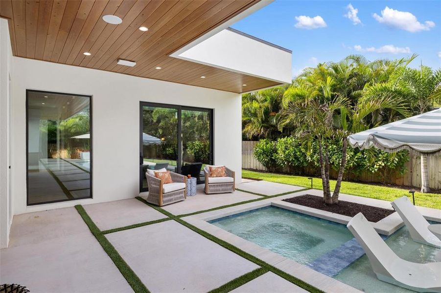 Furnished interior view inside a new home in , Sarasota (Image 41).