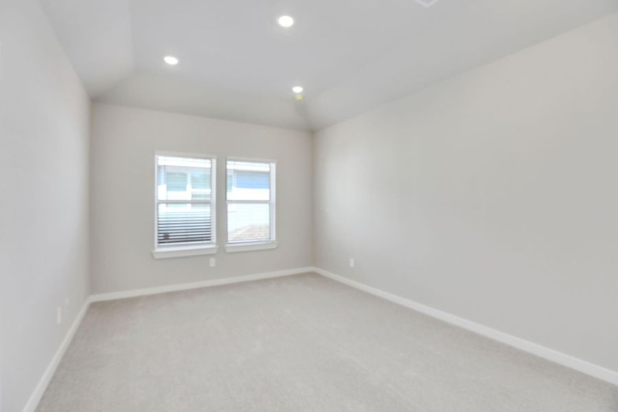 Spacious, unfurnished interior of a new home in Kemah Crossing - City Series, Kemah (Image 22). Spacious, unfurnished interior of a new home in Kemah Crossing - City Series, Kemah (Image 22).