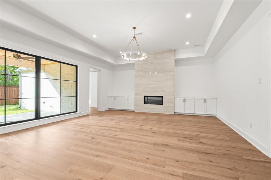 Spacious, unfurnished interior of a new home in , Richardson (Image 22).