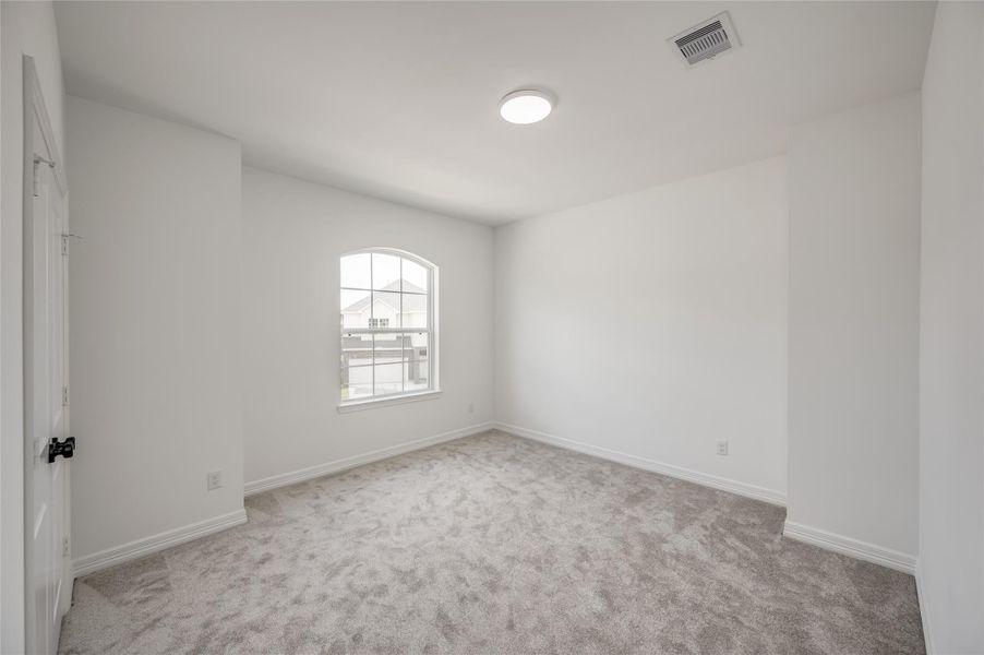 Spacious, unfurnished interior of a new home in , Missouri City (Image 26).