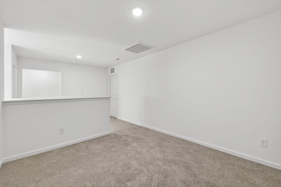 Spacious, unfurnished interior of a new home in Nathans Ridge, Lillington (Image 20).