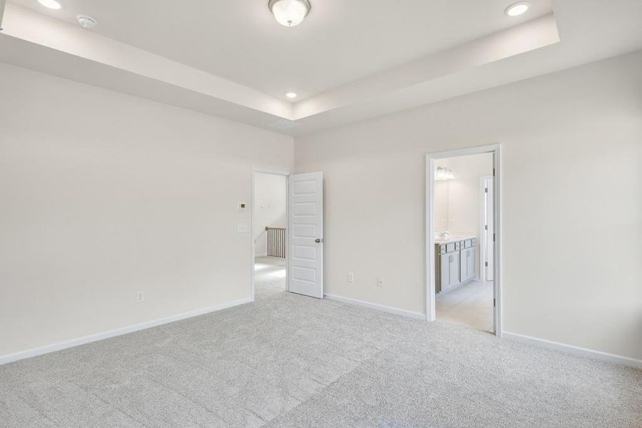Spacious, unfurnished interior of a new home in Sanders Park, Austell (Image 30).