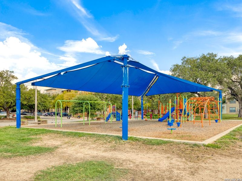 Community amenities in , San Antonio (Image 38).
