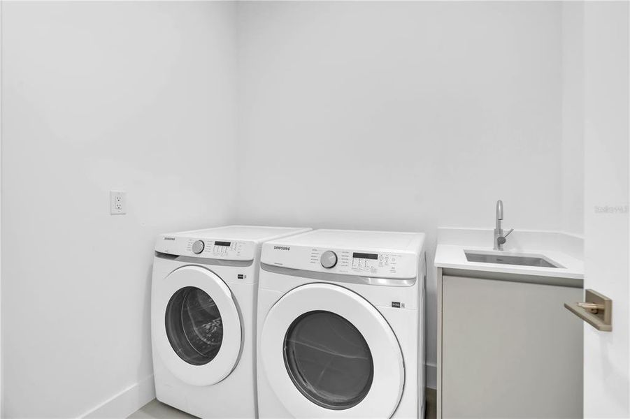 Close-up of interior finishes inside a home in , Port Charlotte (Image 15).