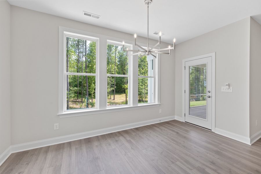 Representative unfurnished interior of a home built from the The Chandler by RobuckHomes in Baylee Ridge, Selma (Image 138).