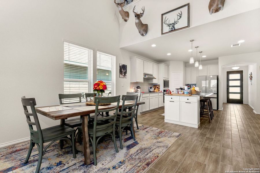 Furnished interior view inside a new home in Lily Springs, Seguin (Image 10).