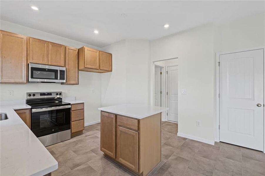 Furnished interior view inside a new home in Sage Woods, Dallas (Image 10).
