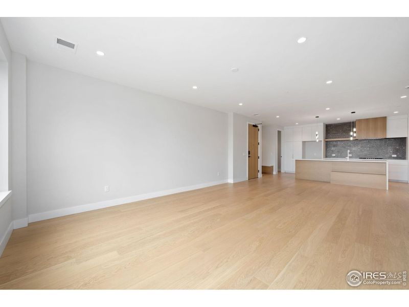 Spacious, unfurnished interior of a new home in , Loveland (Image 16).