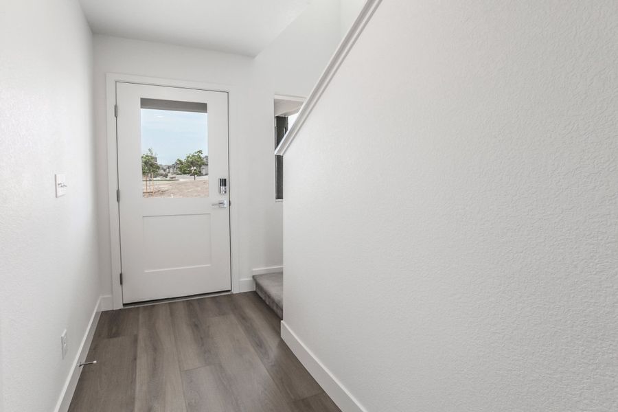 Spacious, unfurnished interior of a new home in Bloom, Fort Collins (Image 35).