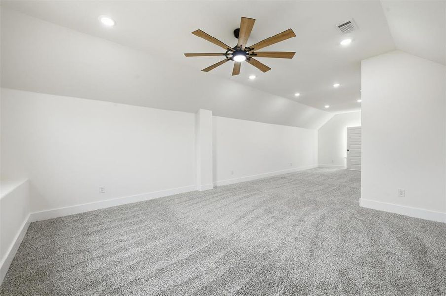 Spacious, unfurnished interior of a new home in , Fort Worth (Image 29).