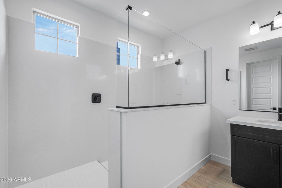 hj-az-phoenix-asante-journey-overland-lo