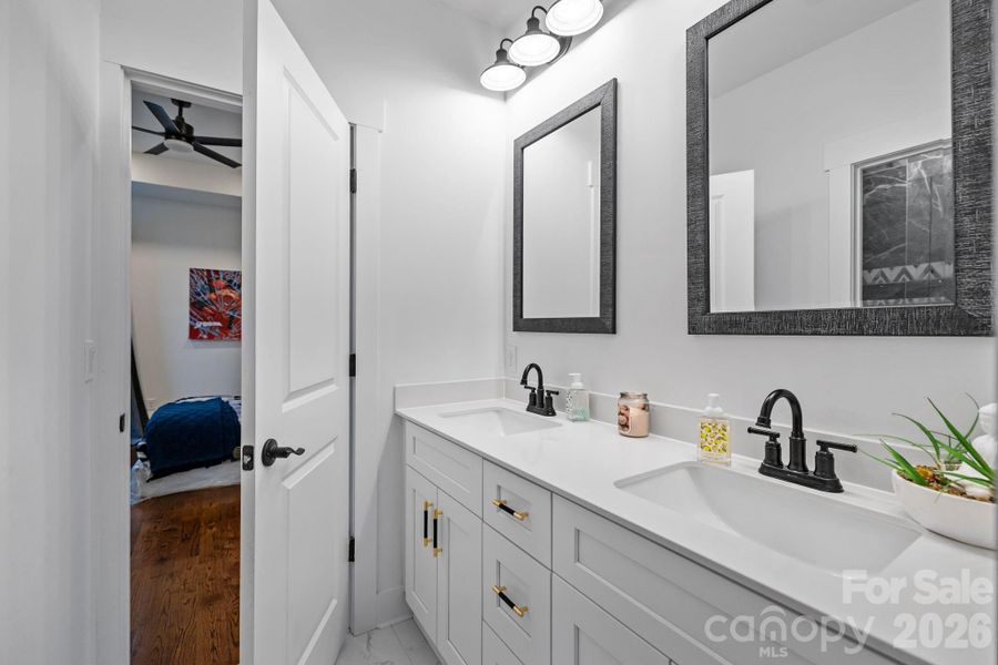 Furnished interior view inside a new home in , Monroe (Image 19).