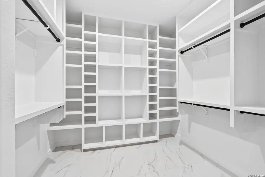 Image 43 of a home in .