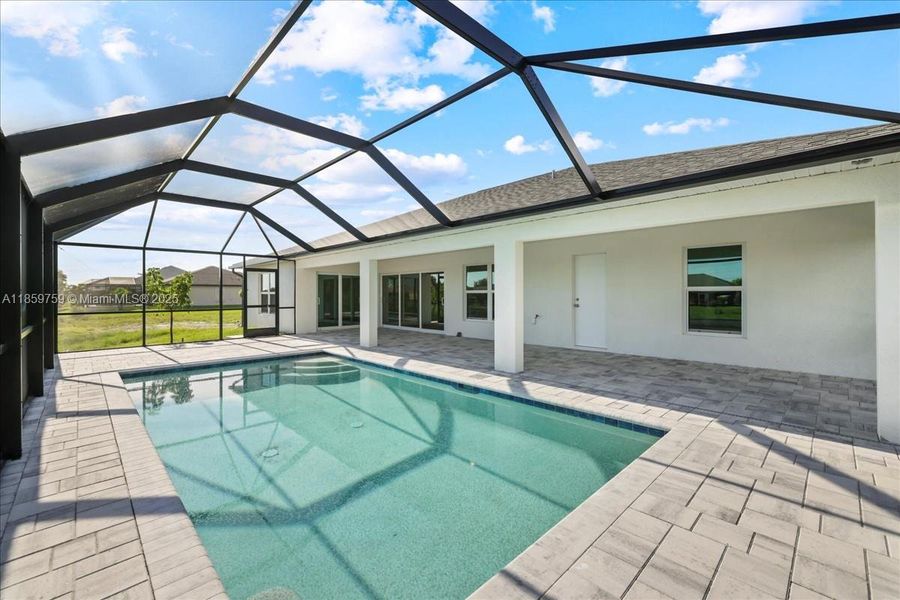 Image 34 of a home in Cape Coral.