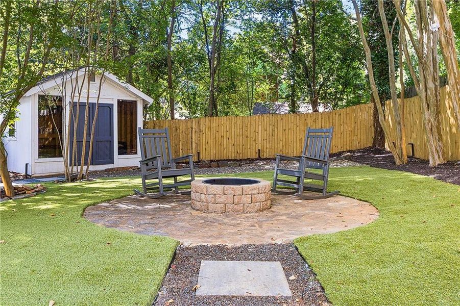 Exterior details and patio area of a home in , Atlanta (Image 33).