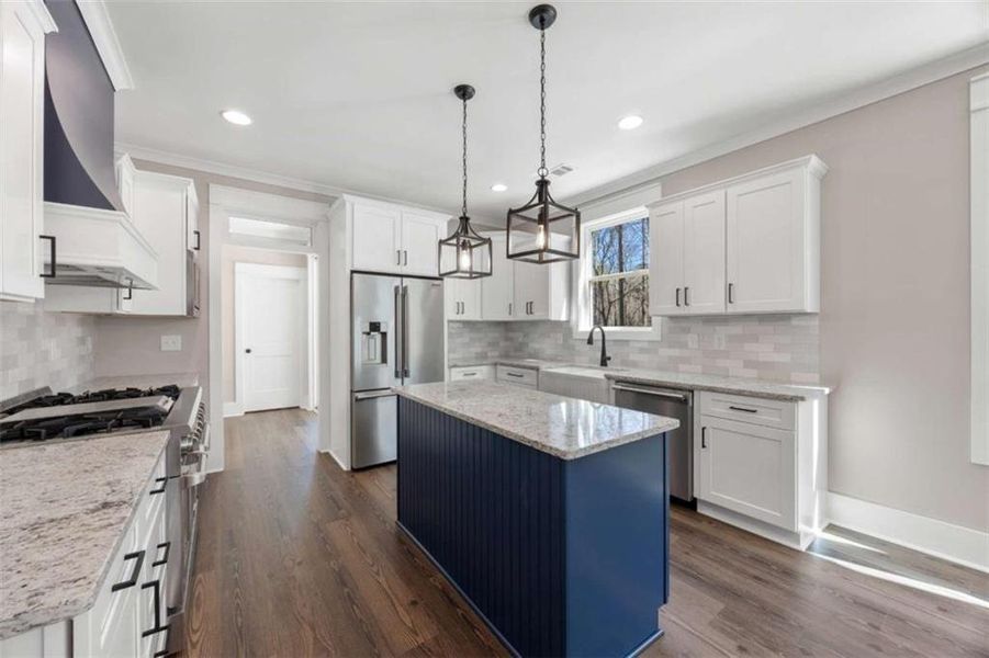 Furnished interior view inside a new home in , Monroe (Image 15).