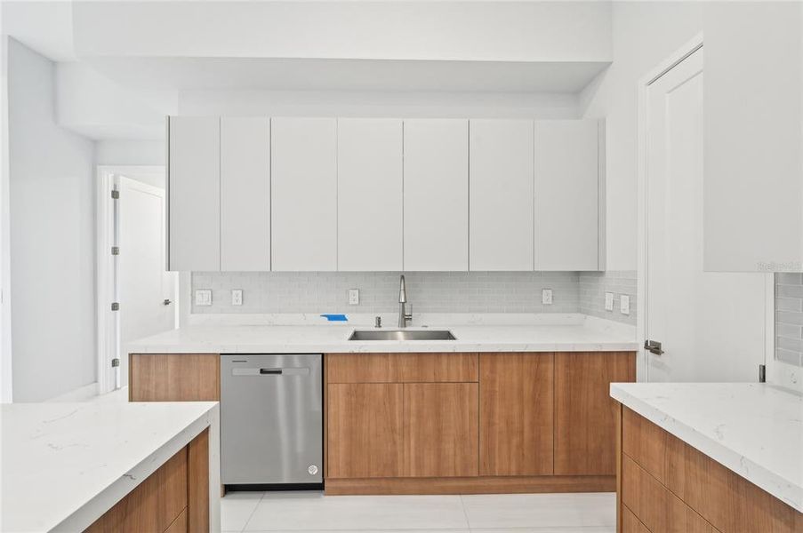 Furnished interior view inside a new home in , Port Charlotte (Image 6).