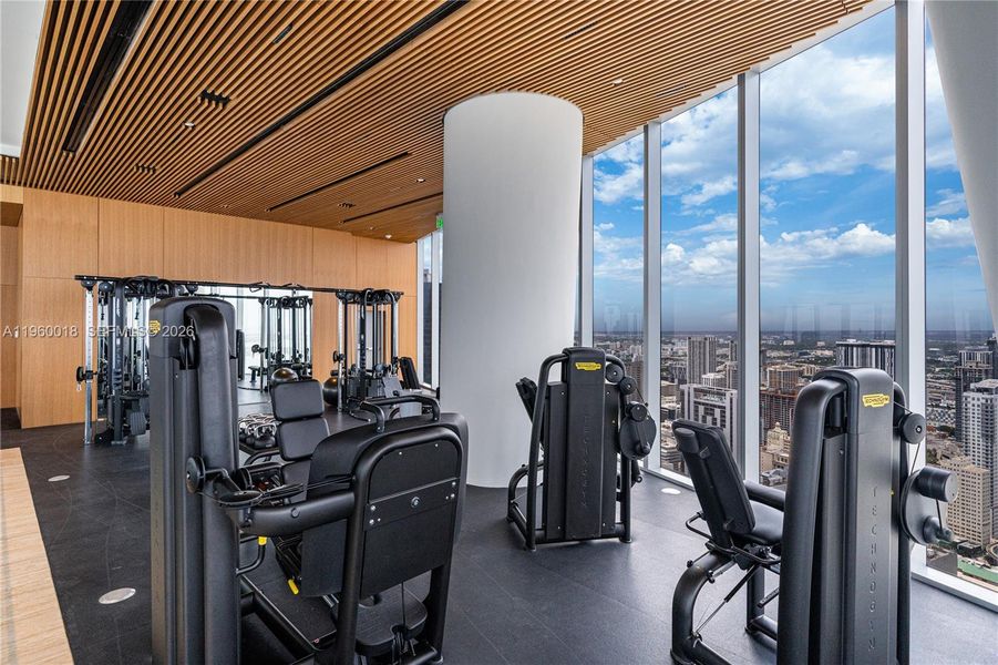 Community amenities in , Miami (Image 34).