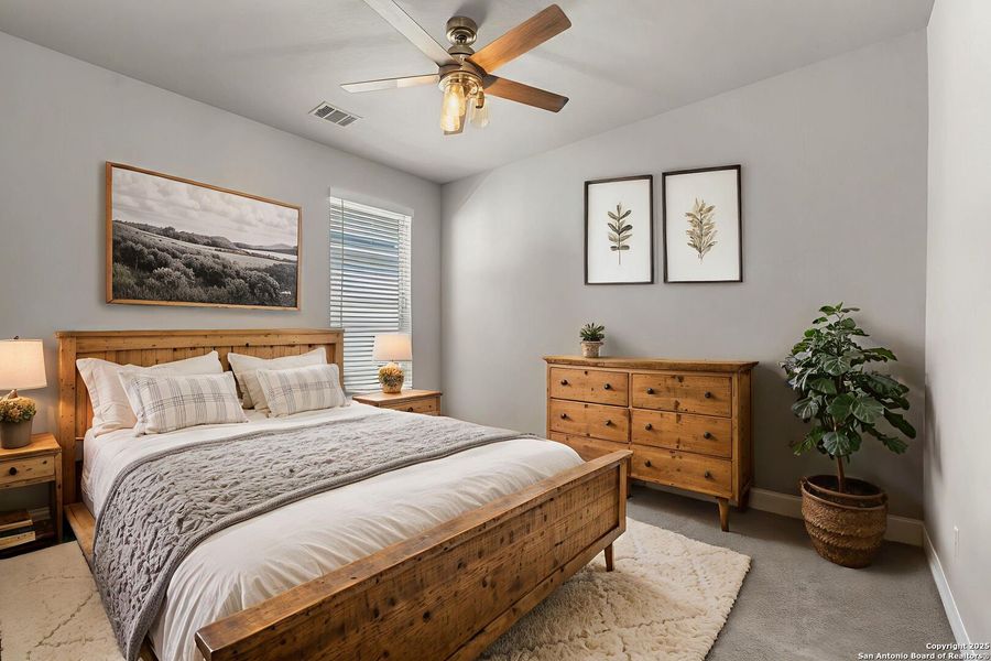 Furnished interior view inside a new home in Kallison Ranch 45', San Antonio (Image 27). Furnished interior view inside a new home in Kallison Ranch 45', San Antonio (Image 27).