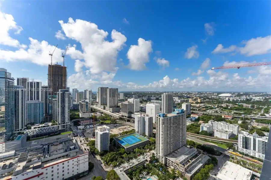 Condo located in Miami, FL showcasing its design and architecture (Image 19).