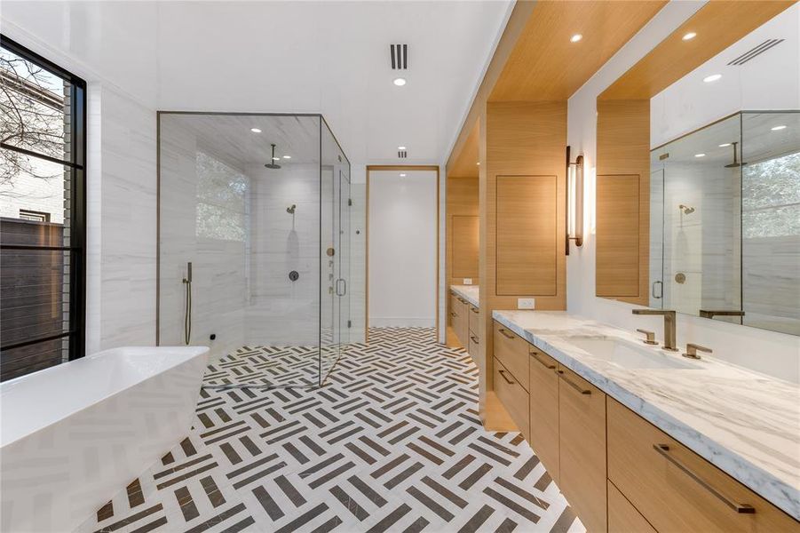 Furnished interior view inside a new home in , Dallas (Image 7).