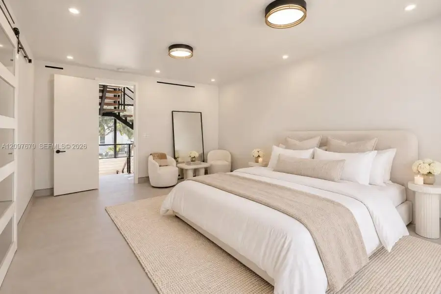 Furnished interior view inside a new home in , Fort Lauderdale (Image 17). Furnished interior view inside a new home in , Fort Lauderdale (Image 17).