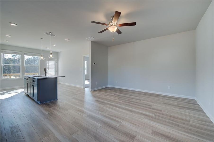 Spacious, unfurnished interior of a new home in Enclave at Evergreen, Fairburn (Image 18).