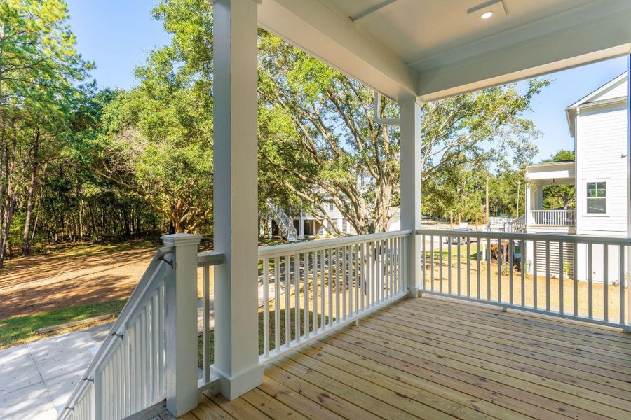 Exterior details and patio area of a home in , Mount Pleasant (Image 46).