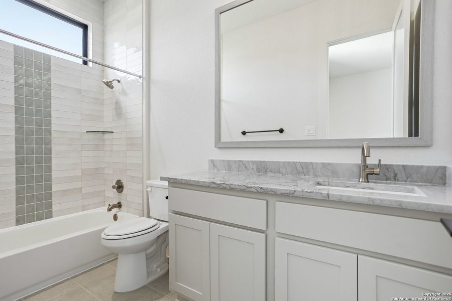 Furnished interior view inside a new home in George's Ranch, Boerne (Image 13). Furnished interior view inside a new home in George's Ranch, Boerne (Image 13).