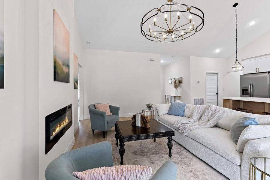 8846-97th-Ct-HigMedia-017-1280